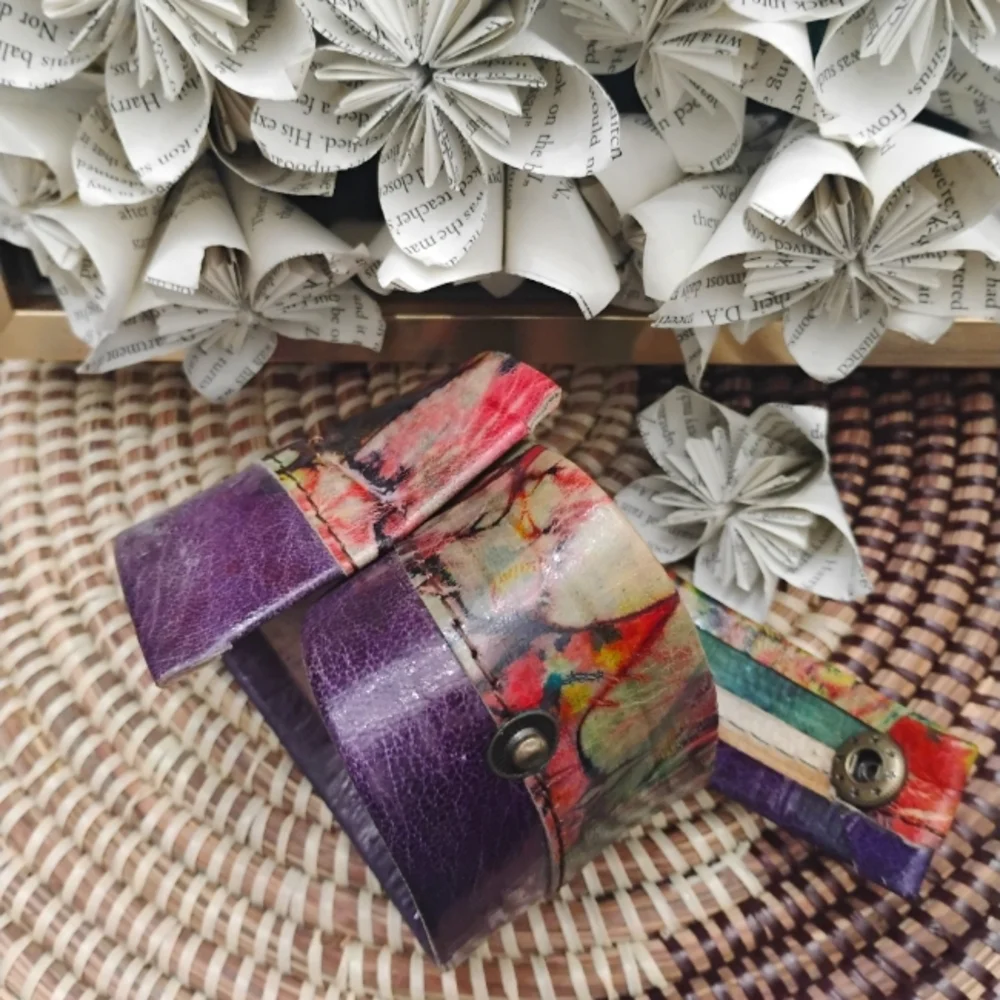 Colorful Abstract Print Leather Cuff Bracelet Purple Multicolor NEW - Picture 1 of 13
